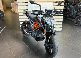 KTM DUKE 125 - Garantie 04/2026